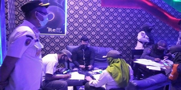 Nekat Buka Saat PSBB di Jakarta, Tempat Karaoke di Sawah Besar Ditutup